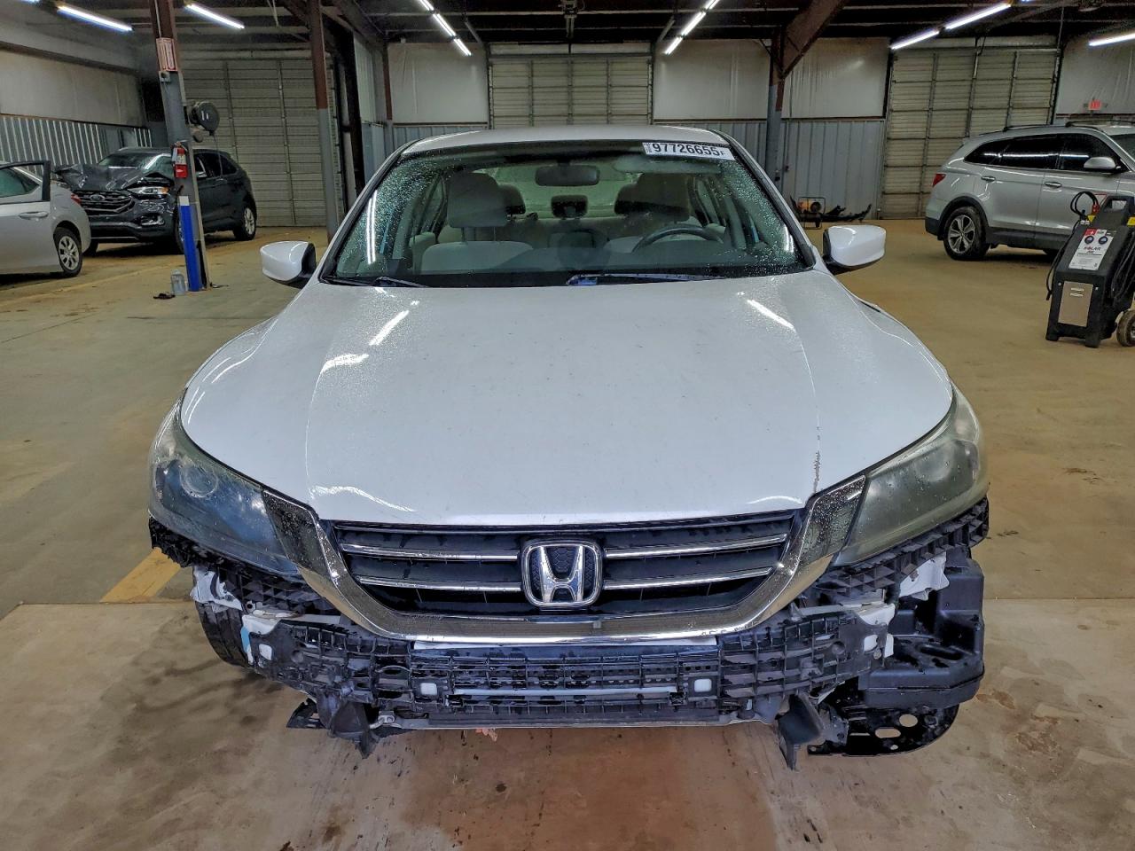 2013 HONDA ACCORD LX photo 13