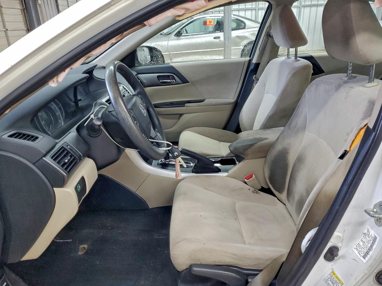 2013 HONDA ACCORD LX photo 19