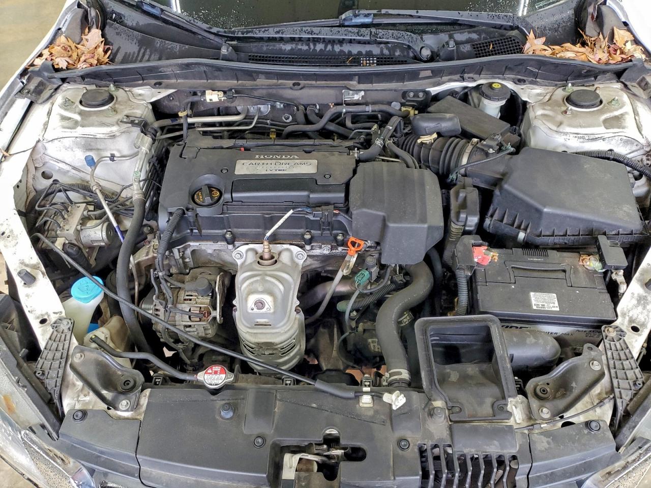 2013 HONDA ACCORD LX photo 31