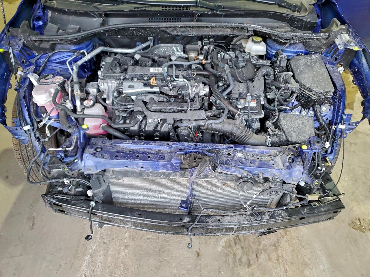 2025 TOYOTA COROLLA CROSS SE photo 12