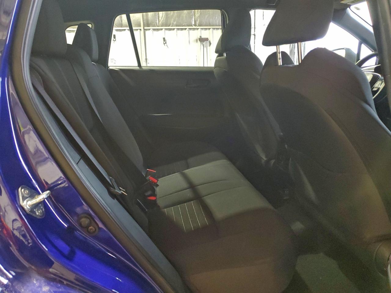 2025 TOYOTA COROLLA CROSS SE photo 11