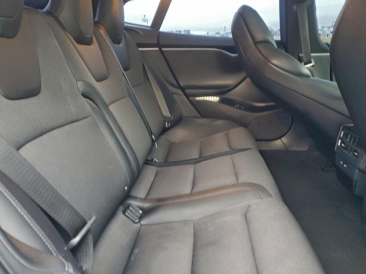 2018 TESLA MODEL S photo 10