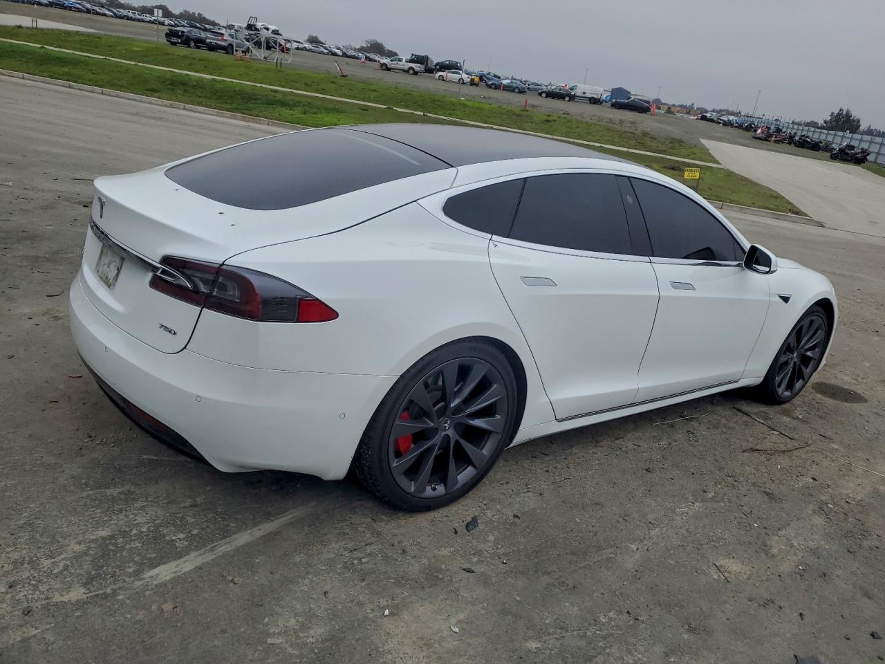 2018 TESLA MODEL S photo 3