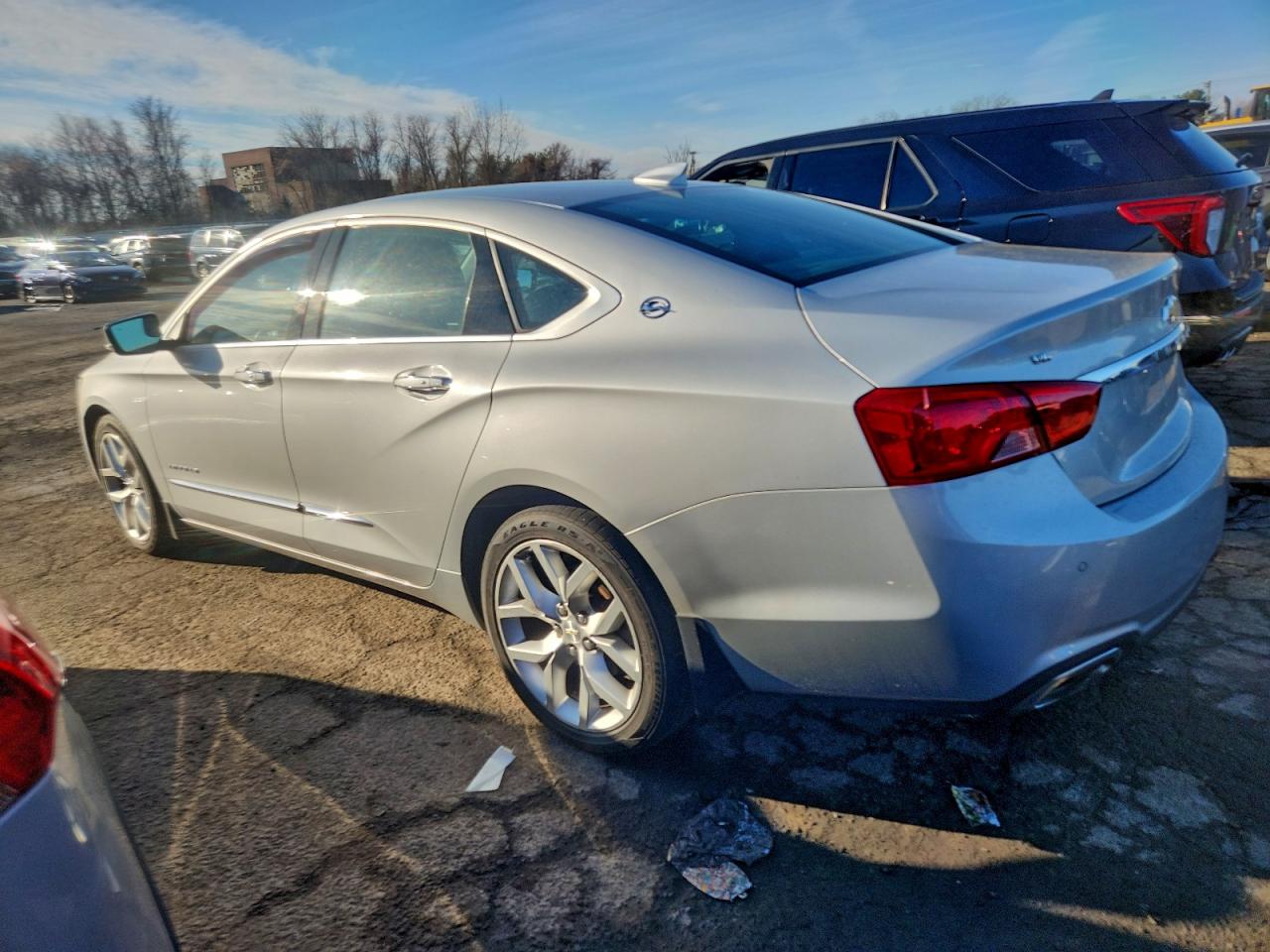 2018 CHEVROLET IMPALA PREMIER photo 2