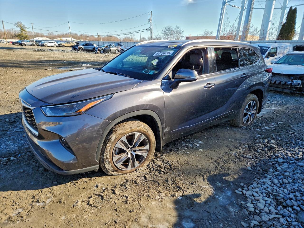 2022 TOYOTA HIGHLANDER