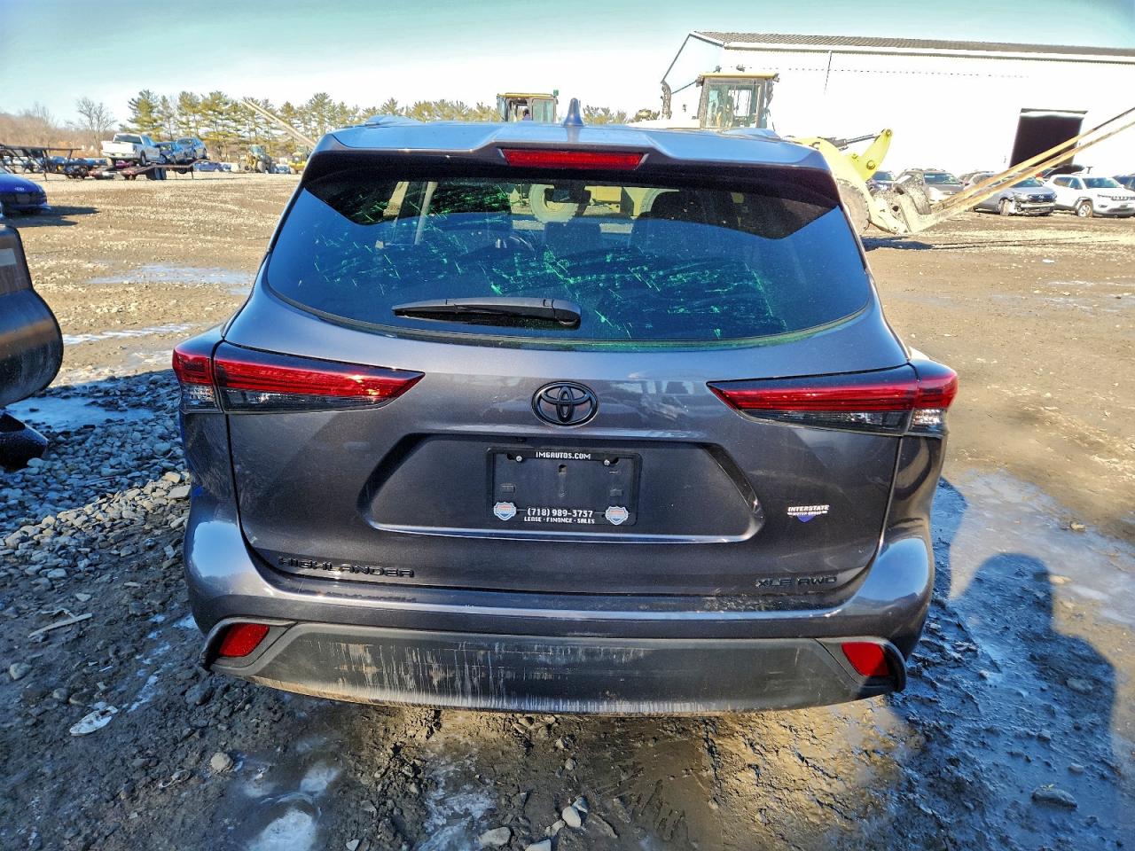 2022 TOYOTA HIGHLANDER XLE photo 6