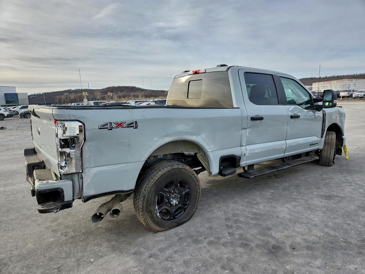 2025 FORD F350 SUPER DUTY photo 3