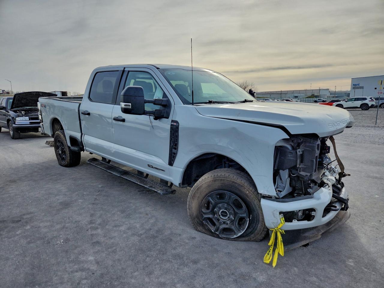 2025 FORD F350 SUPER DUTY photo 4