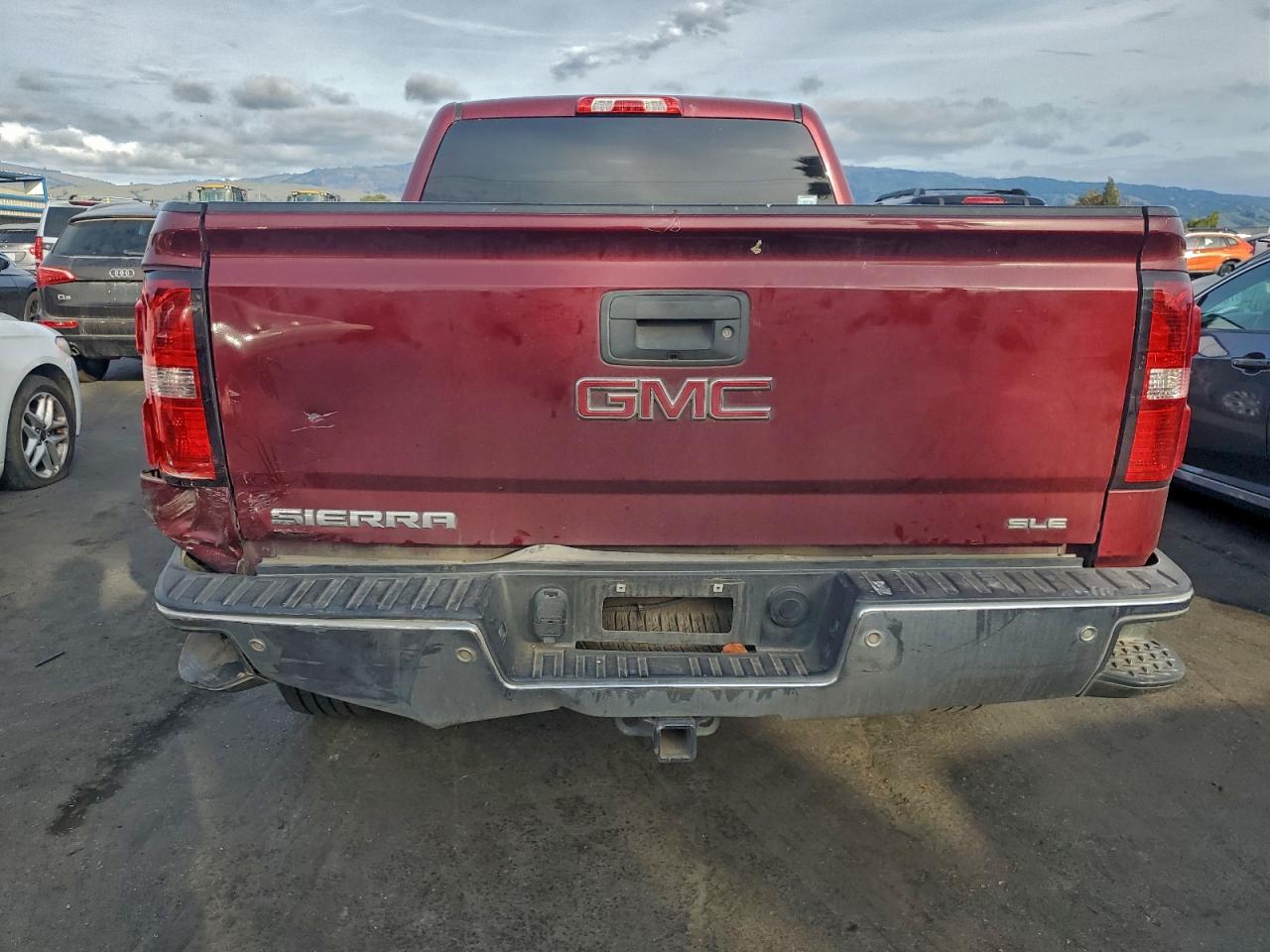 2014 GMC SIERRA K1500 SLE photo 6