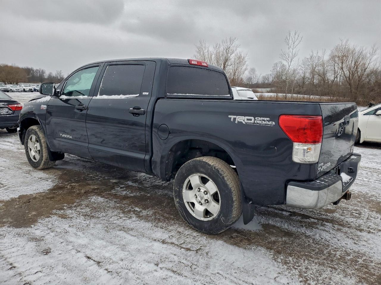 2012 TOYOTA TUNDRA CREWMAX SR5 photo 2