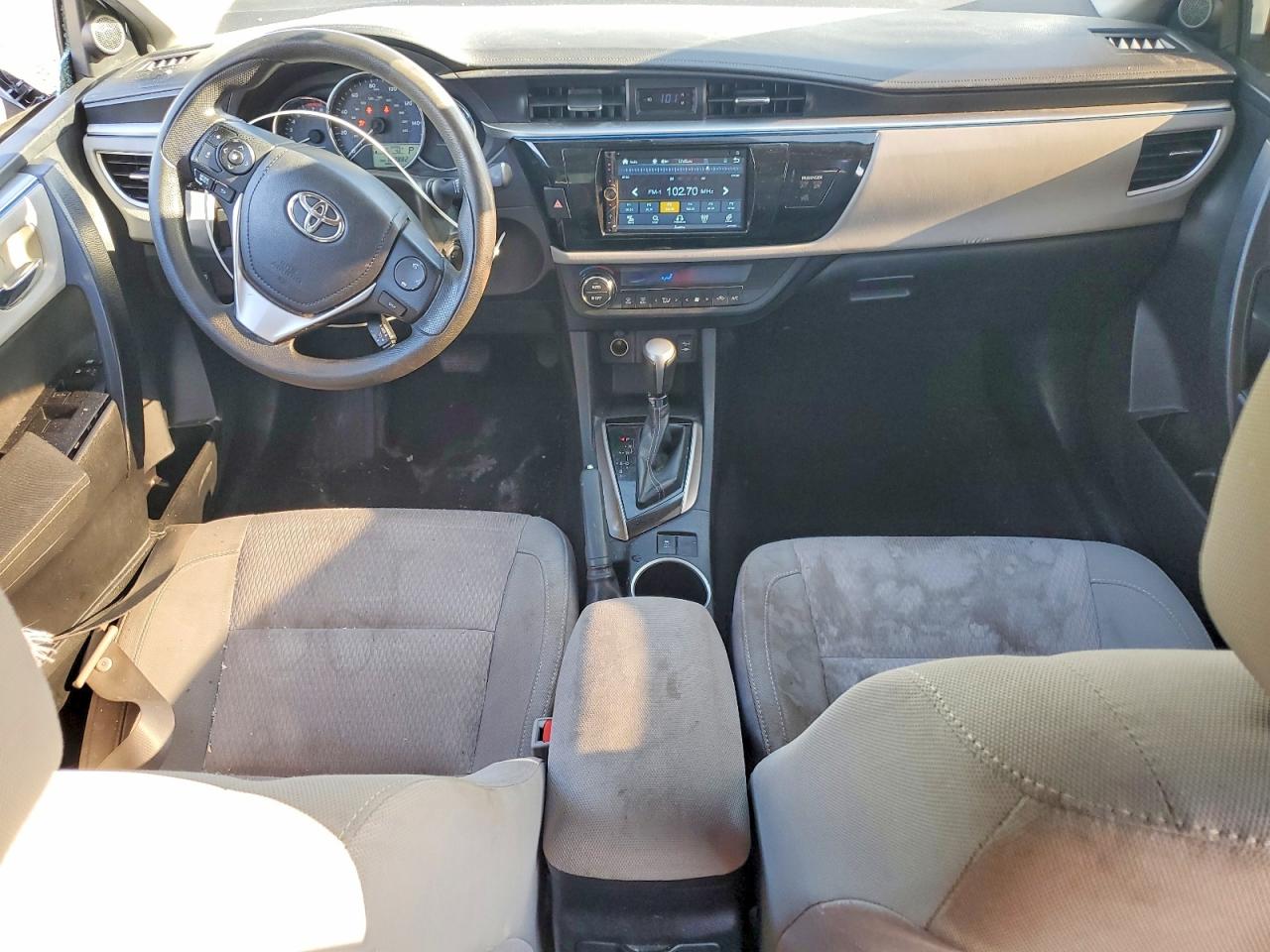 2014 TOYOTA COROLLA L photo 8