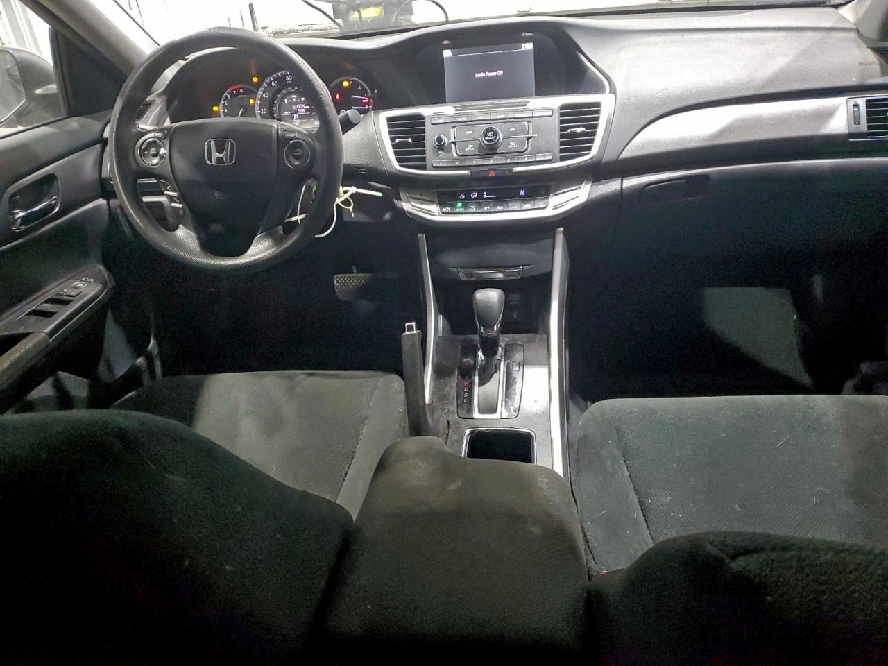 2013 HONDA ACCORD LX photo 22