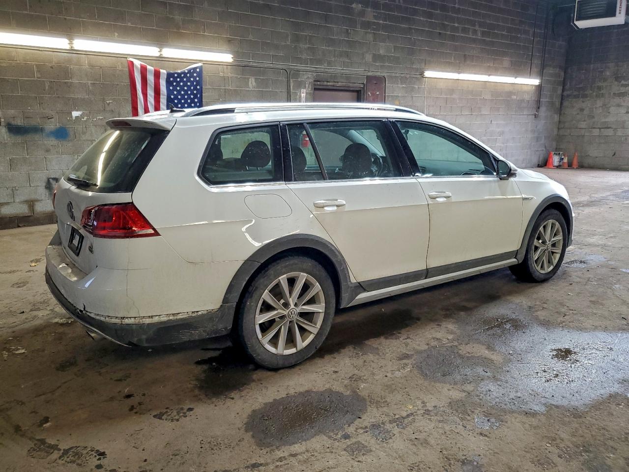 2017 VOLKSWAGEN GOLF ALLTRACK S photo 5