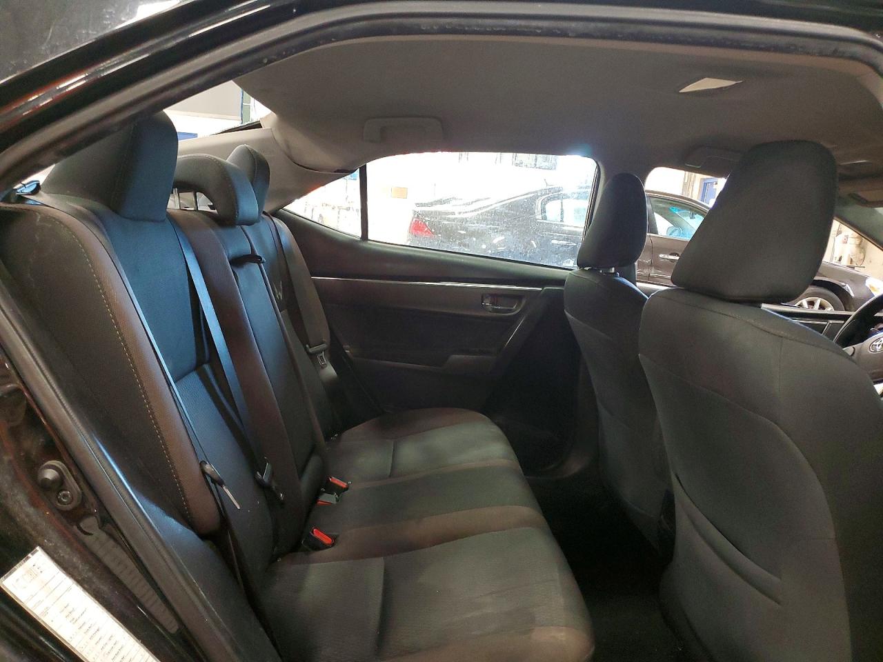 2019 TOYOTA COROLLA L photo 19