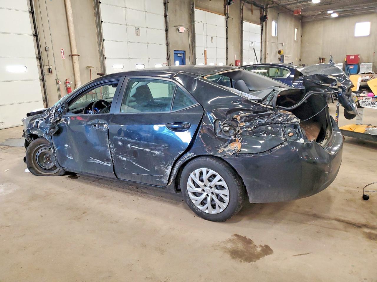 2019 TOYOTA COROLLA L photo 3