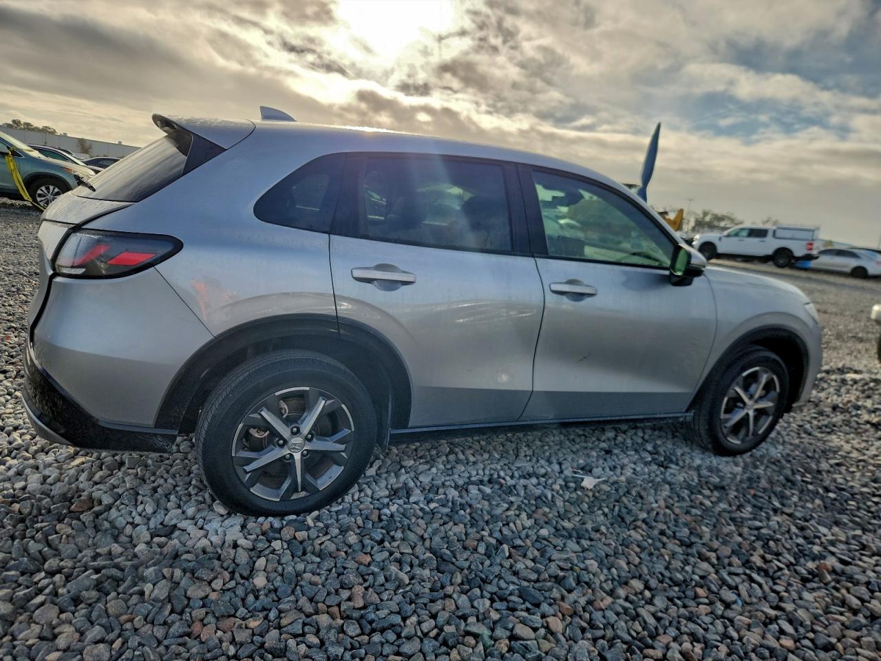 2024 HONDA HR-V EXL photo 3