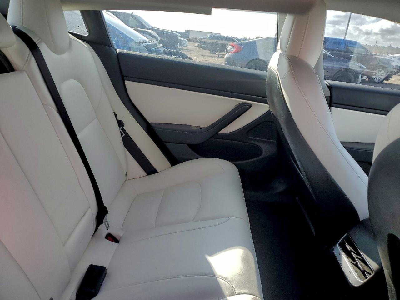 2020 TESLA MODEL 3 photo 28