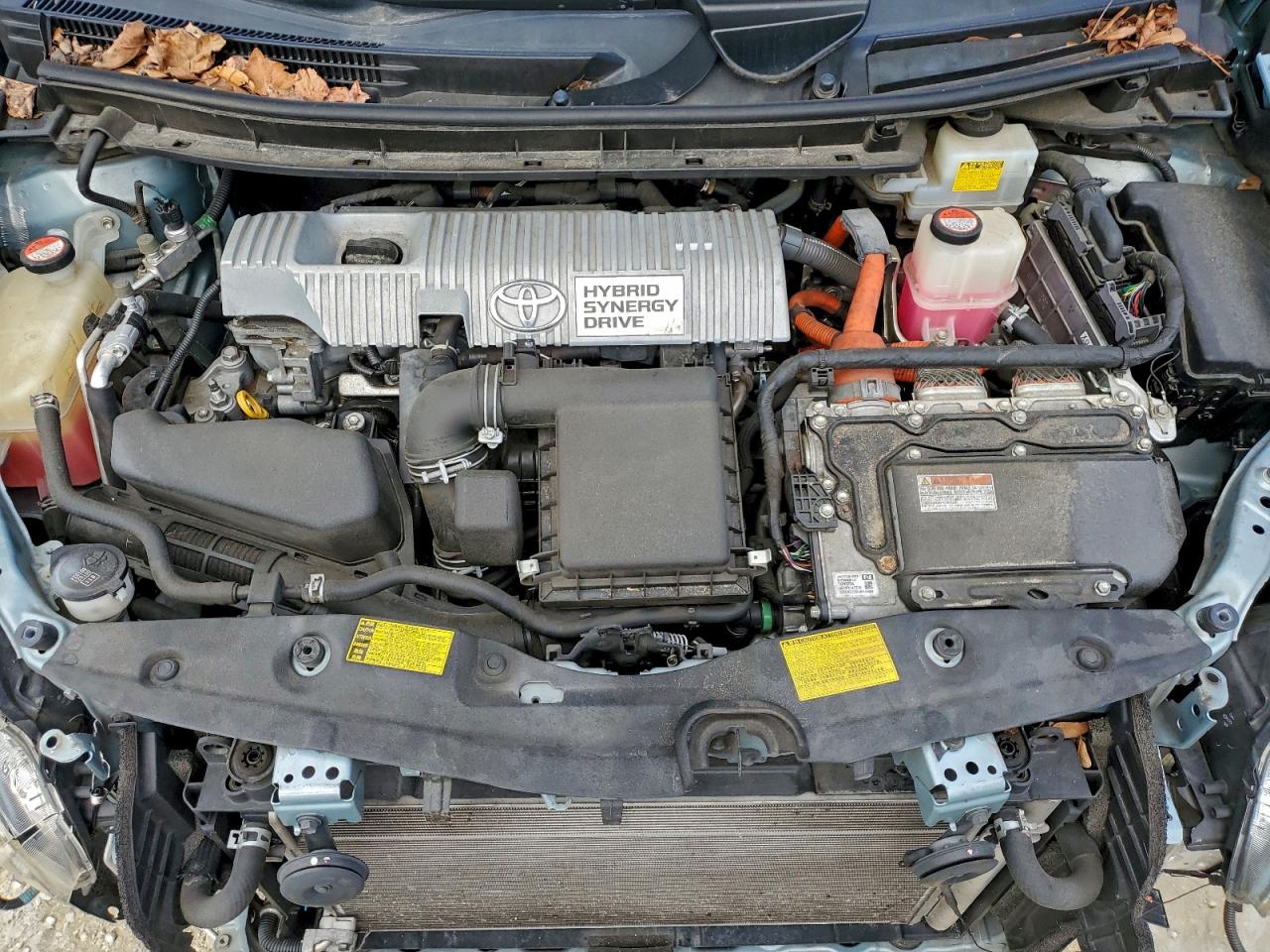 2014 TOYOTA PRIUS photo 11