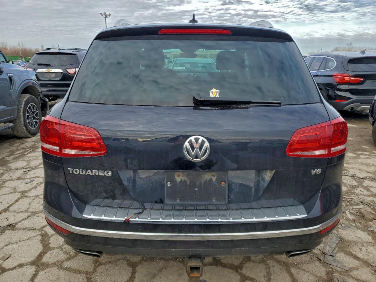 2017 VOLKSWAGEN TOUAREG WOLFSBURG photo 6