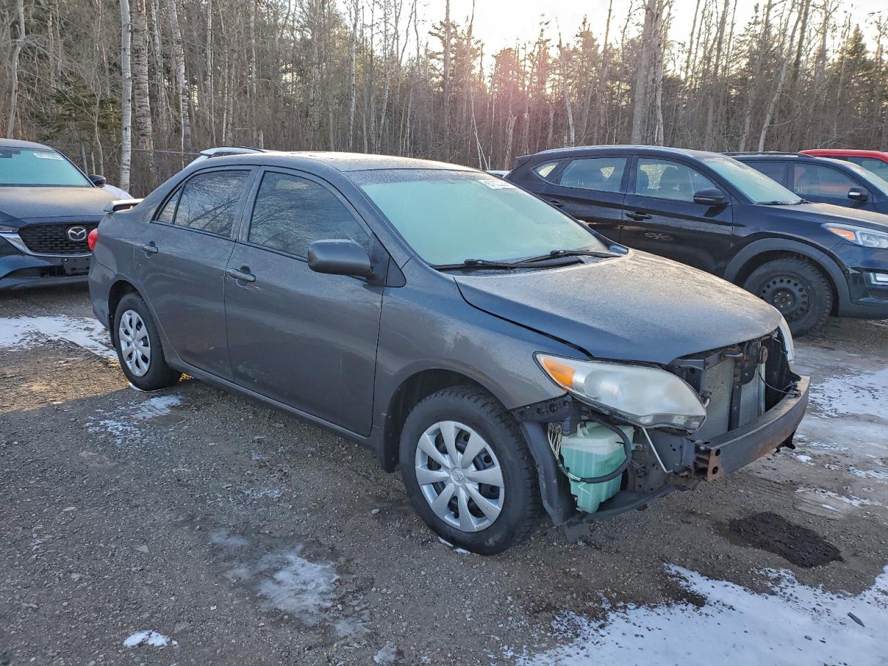2013 TOYOTA COROLLA BASE photo 4