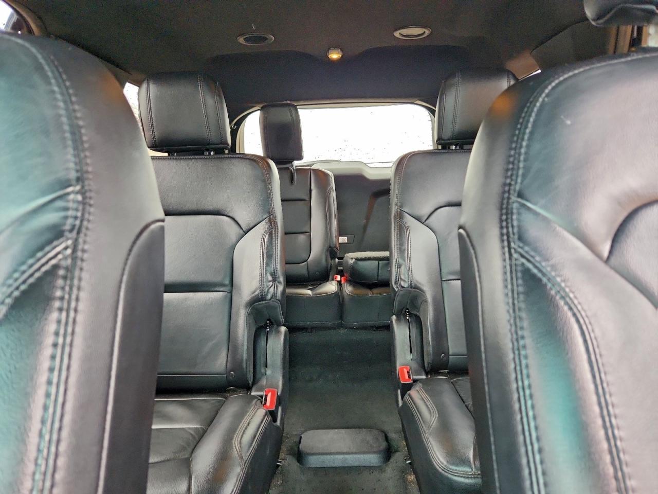 2017 FORD EXPLORER XLT photo 10