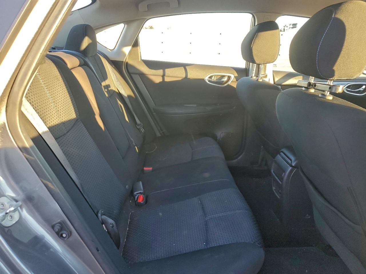 2016 NISSAN SENTRA S photo 10