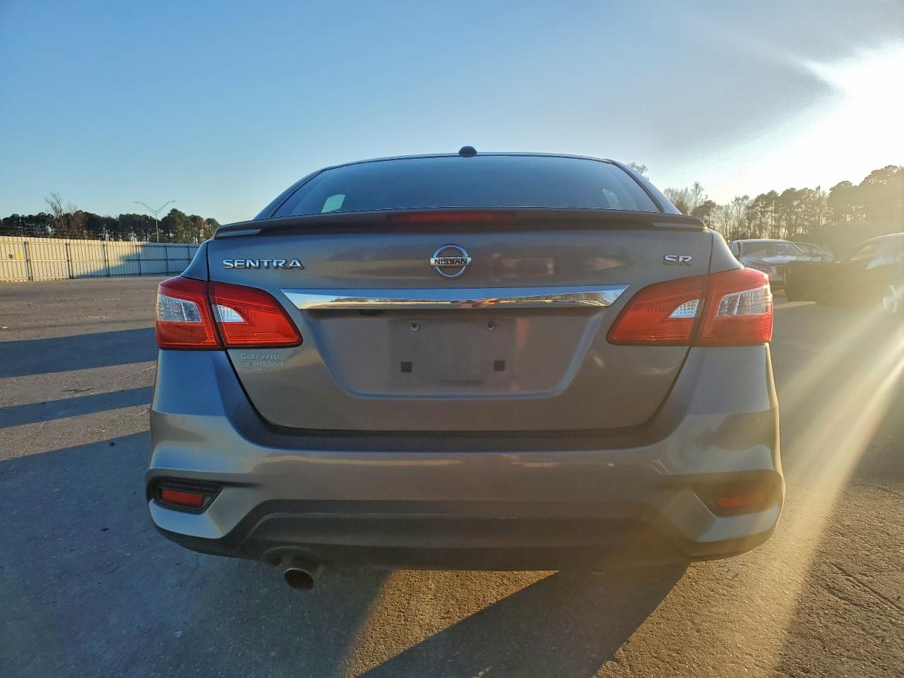 2016 NISSAN SENTRA S photo 6