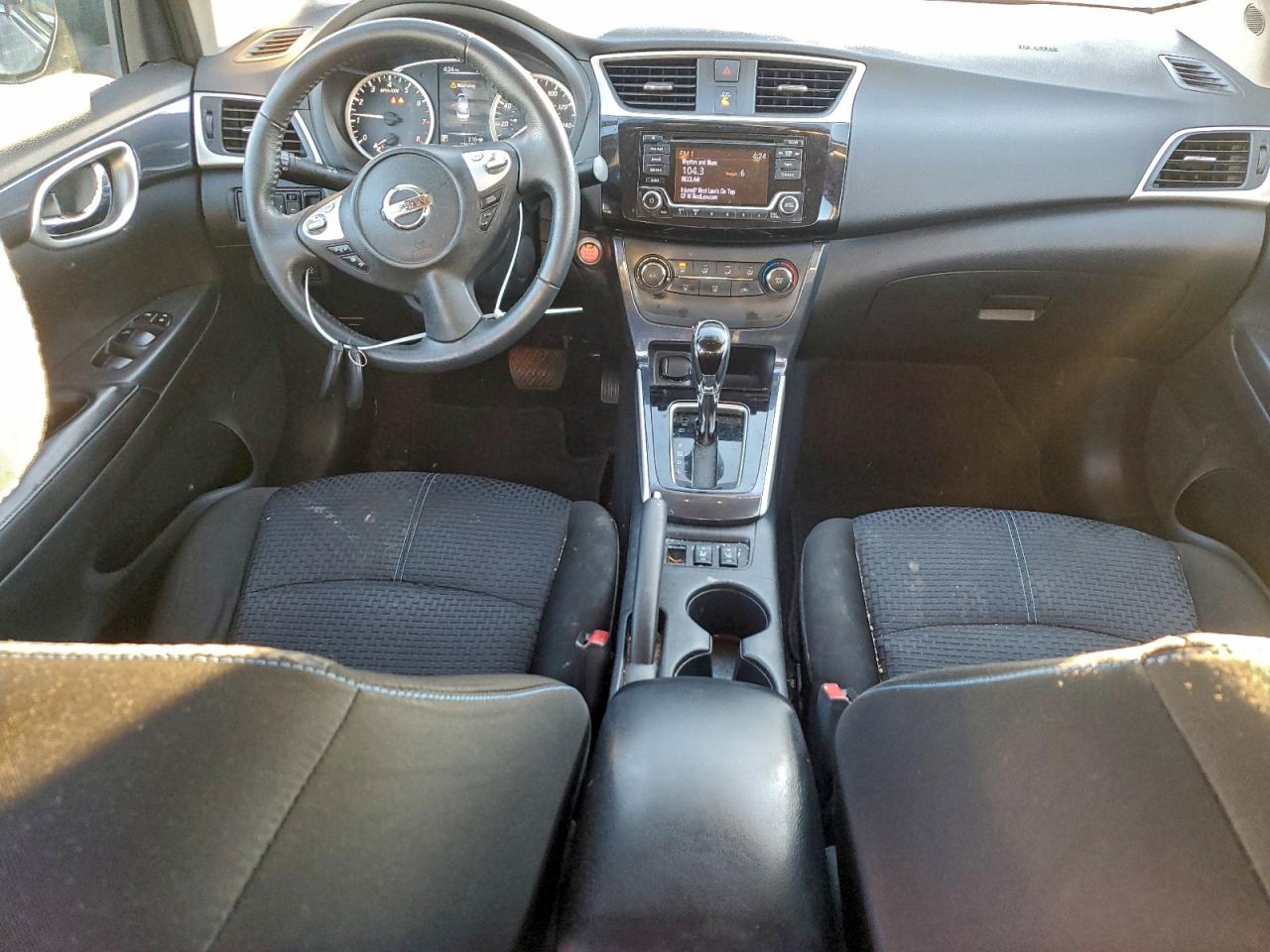 2016 NISSAN SENTRA S photo 8