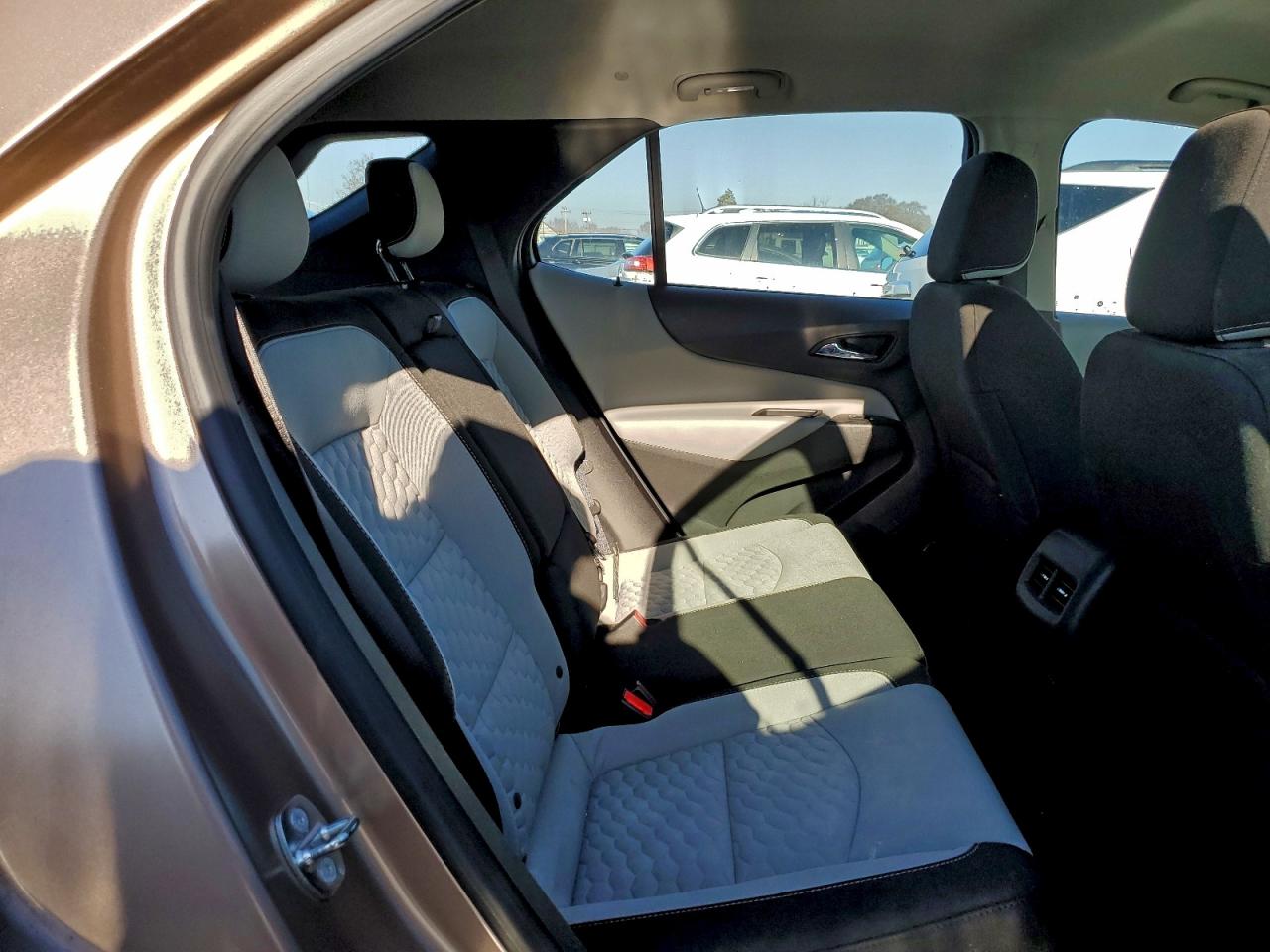 2018 CHEVROLET EQUINOX LS photo 10