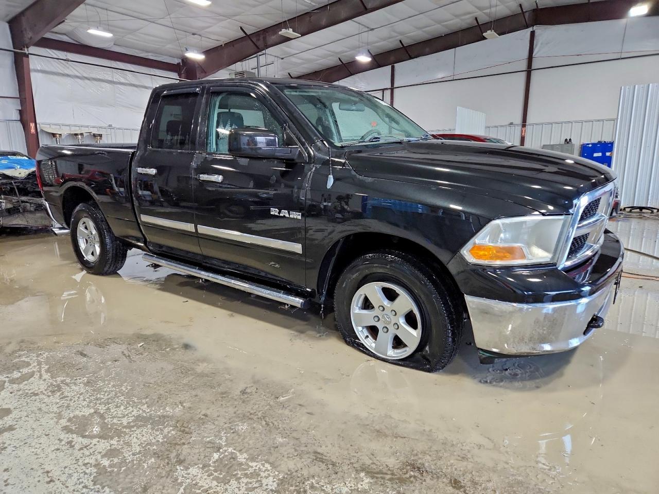 2010 DODGE RAM 1500 photo 4