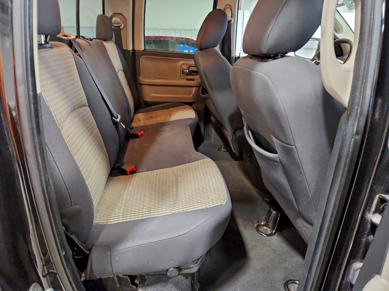 2010 DODGE RAM 1500 photo 10