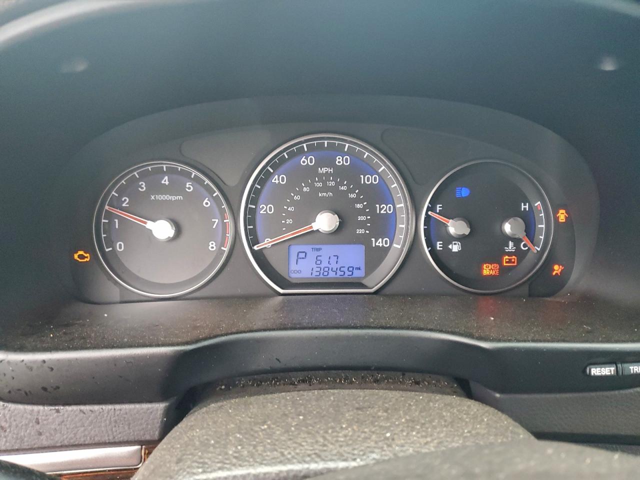 2012 HYUNDAI SANTA FE SE photo 9