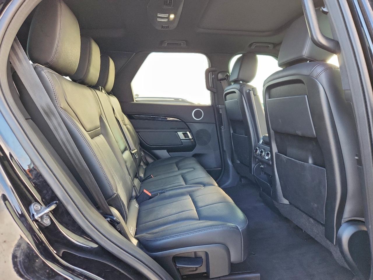 2019 LAND ROVER DISCOVERY SE photo 11