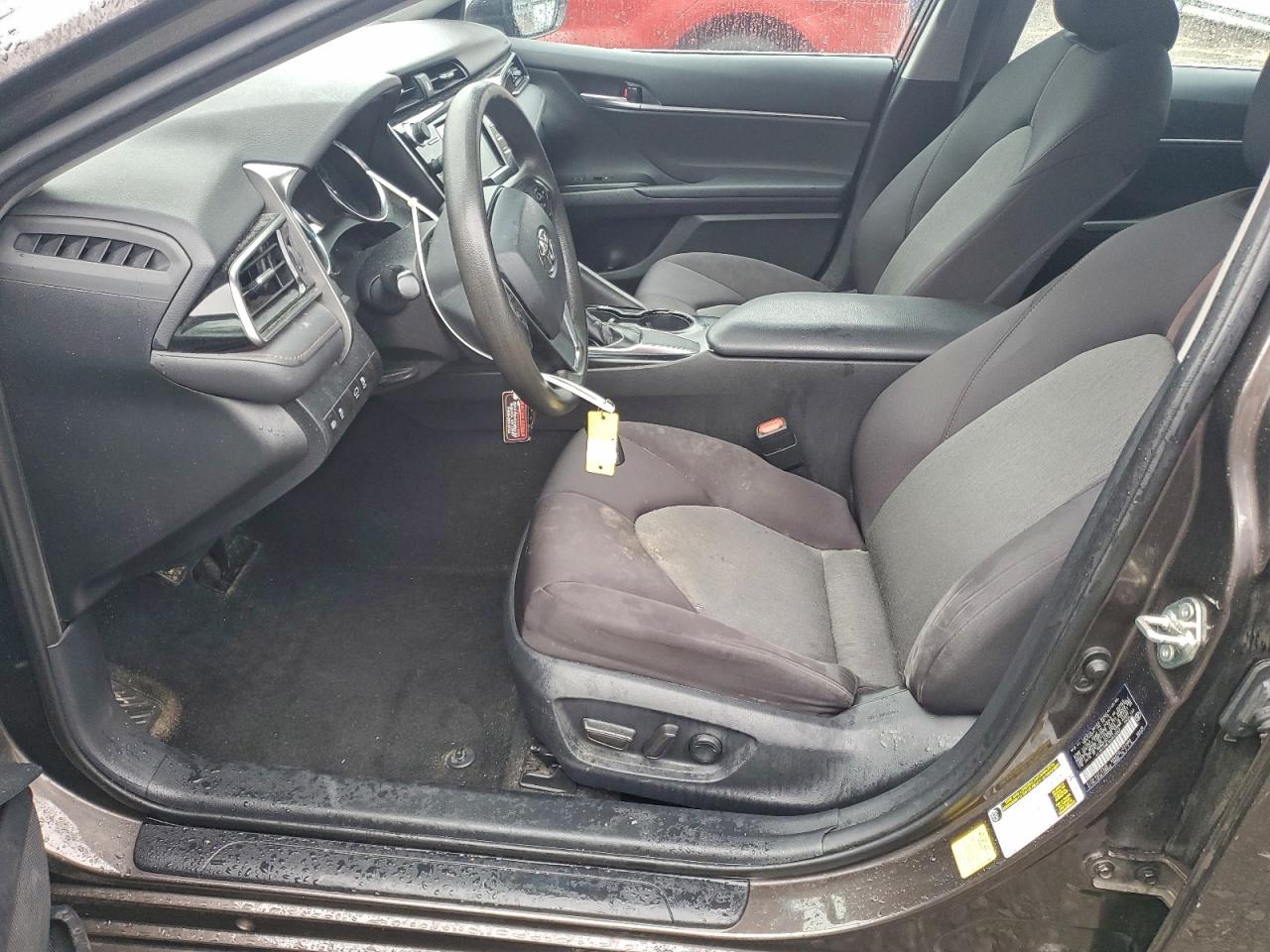 2019 TOYOTA CAMRY L photo 7
