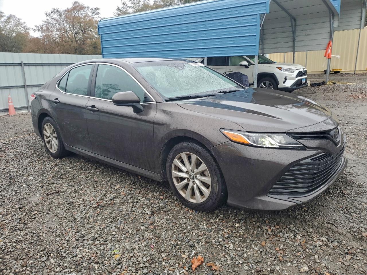 2019 TOYOTA CAMRY L photo 4