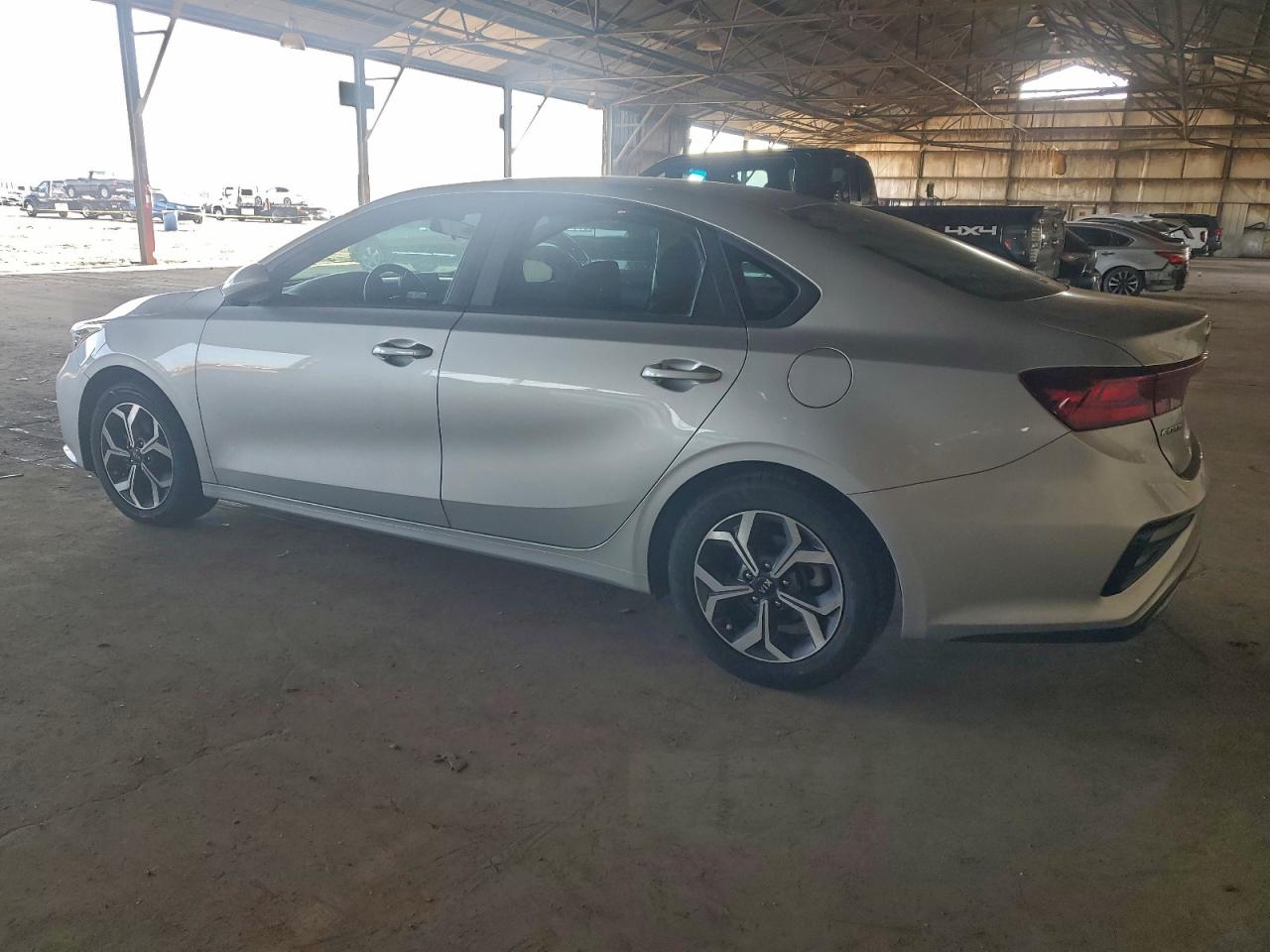 2019 KIA FORTE FE photo 2