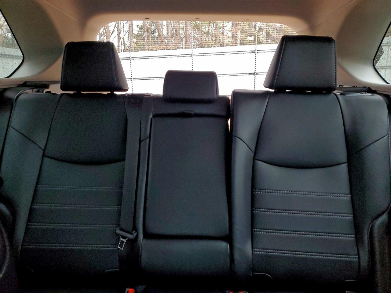 2024 TOYOTA RAV4 XLE PREMIUM photo 10