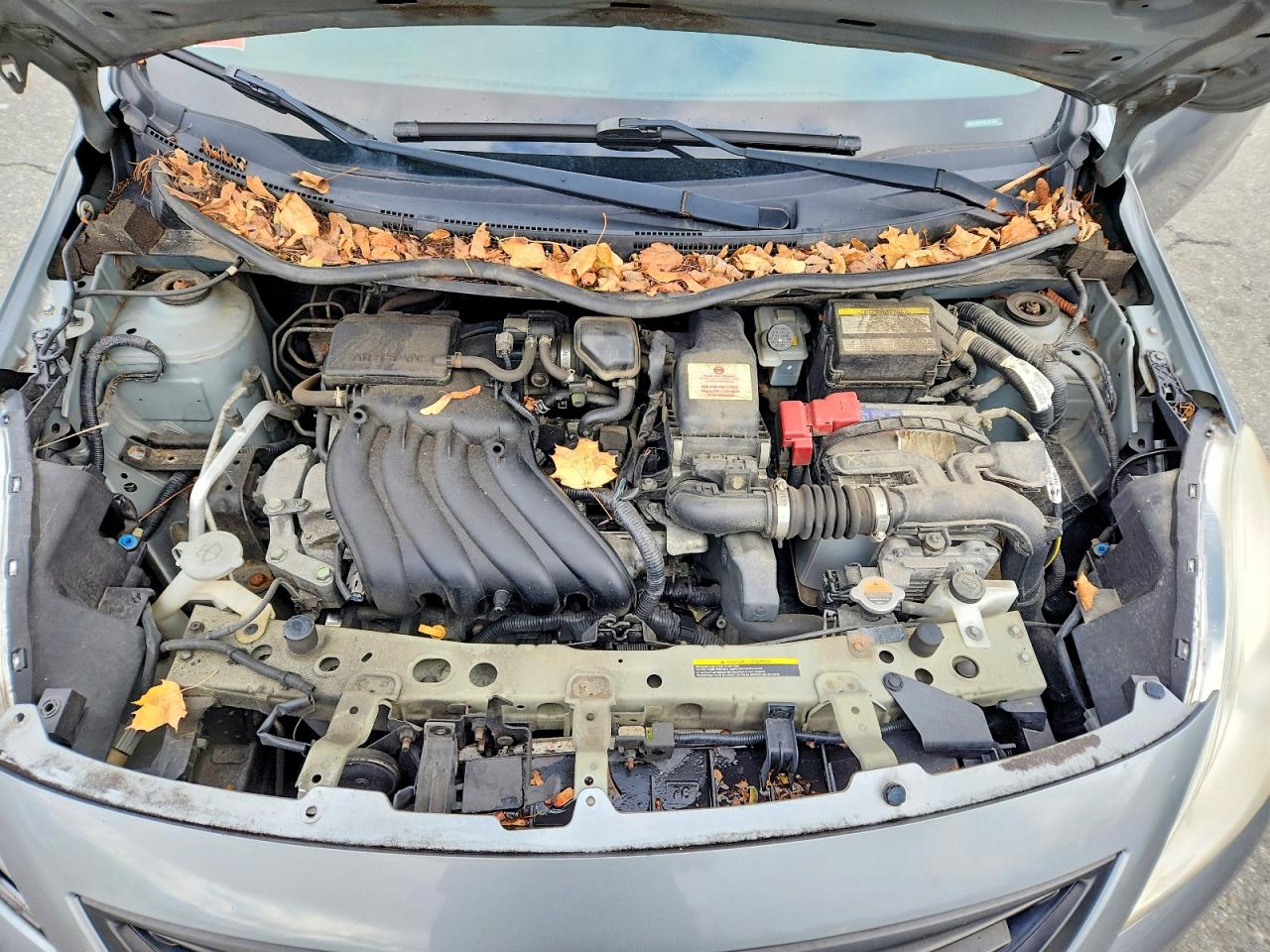 2014 NISSAN VERSA S photo 11