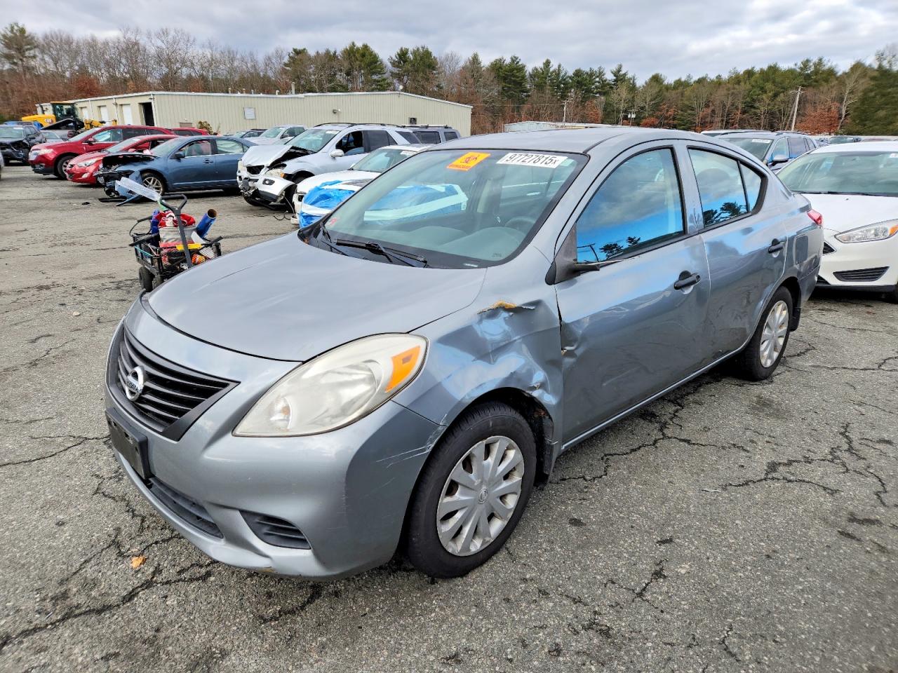 2014 NISSAN VERSA