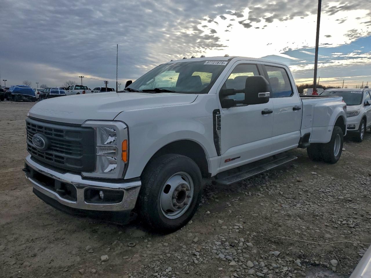 2023 FORD F350
