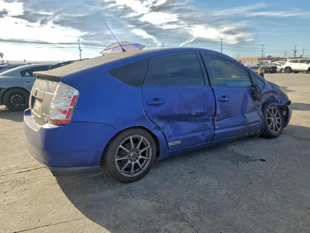 2007 TOYOTA PRIUS photo 3