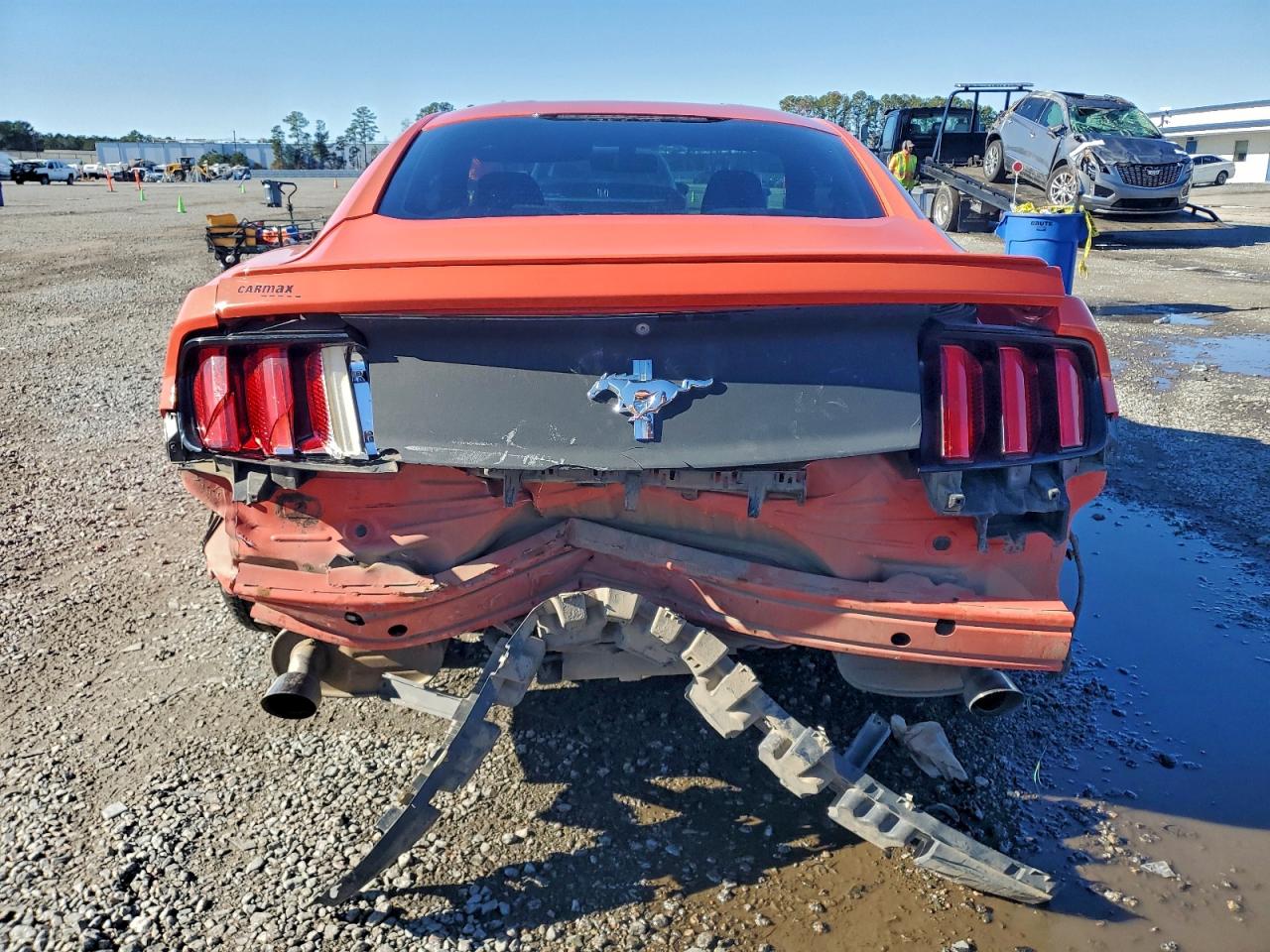 2016 FORD MUSTANG photo 16