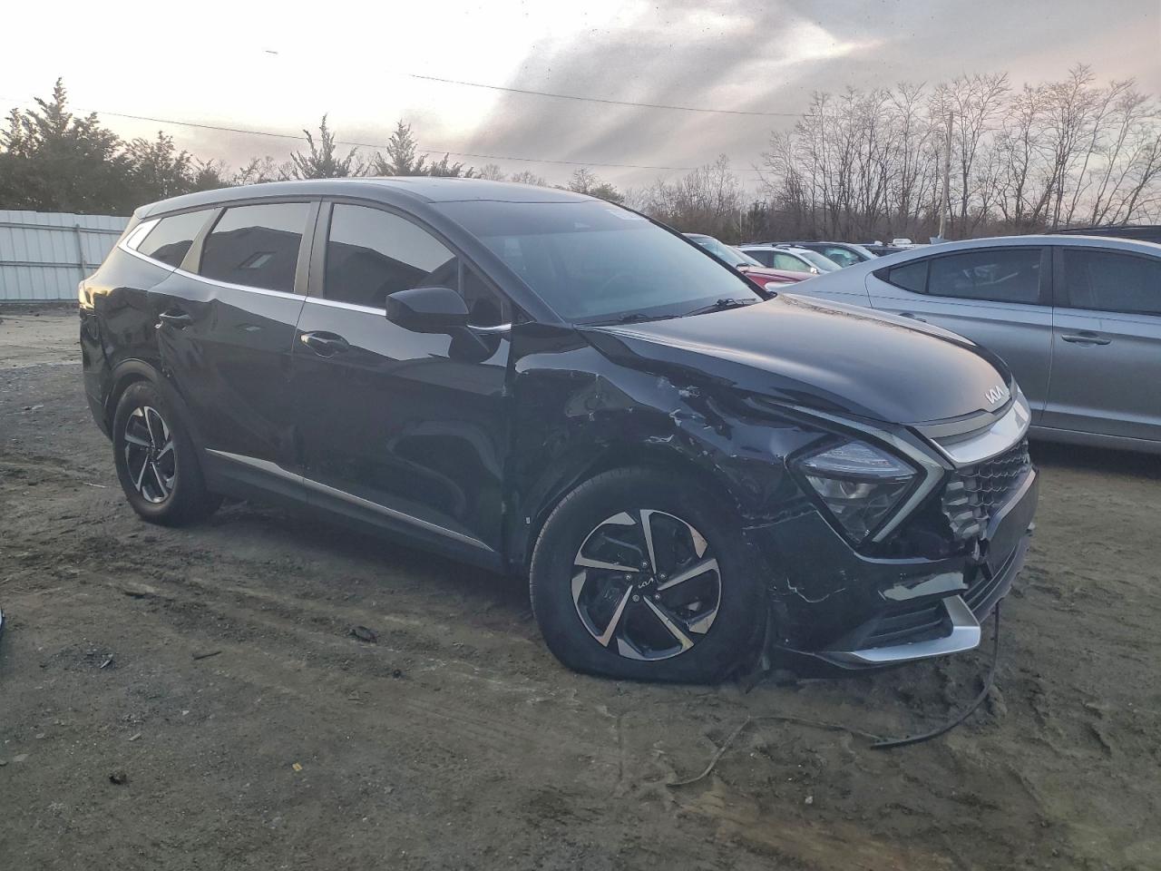 2023 KIA SPORTAGE LX photo 4