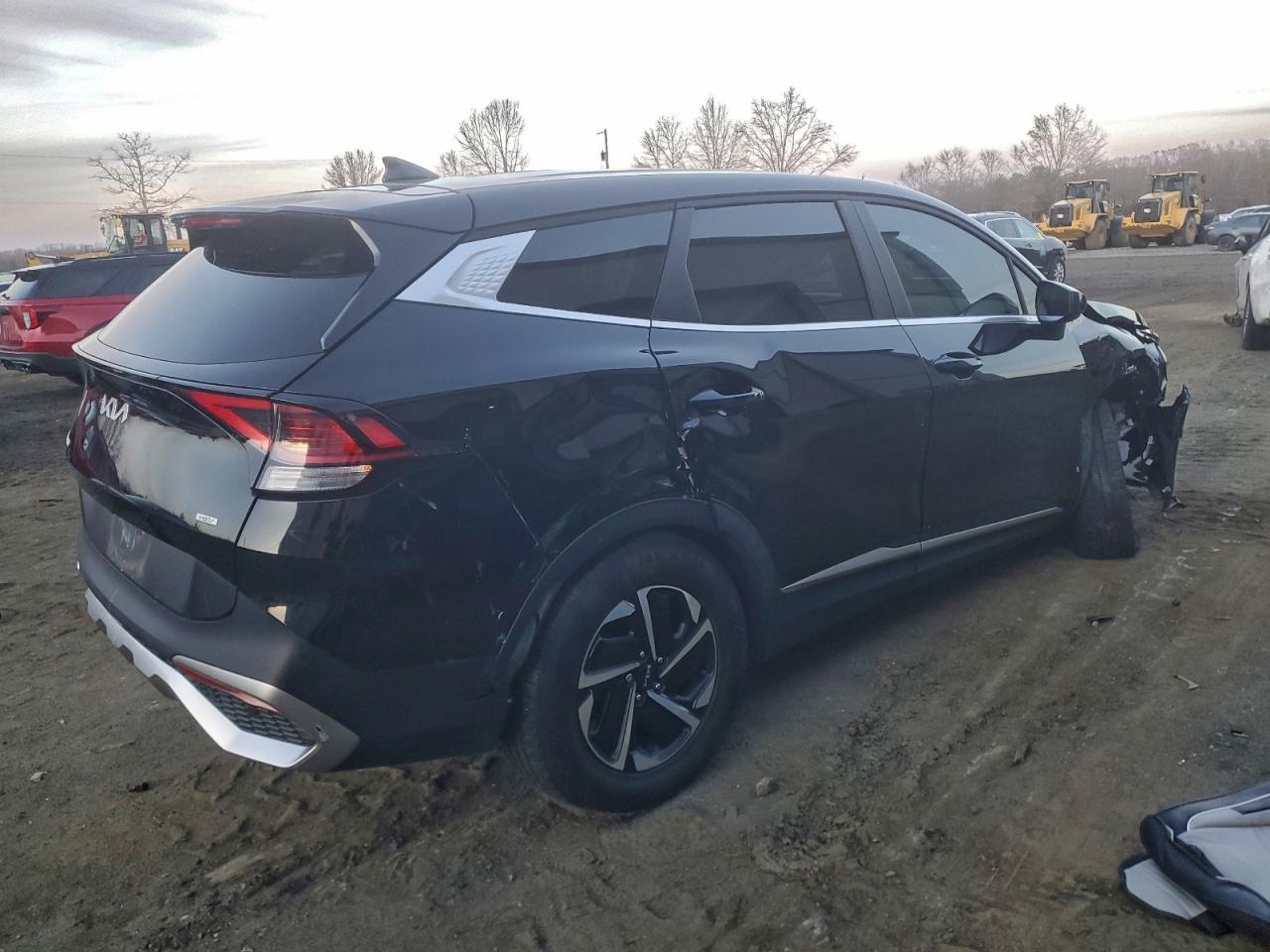 2023 KIA SPORTAGE LX photo 3