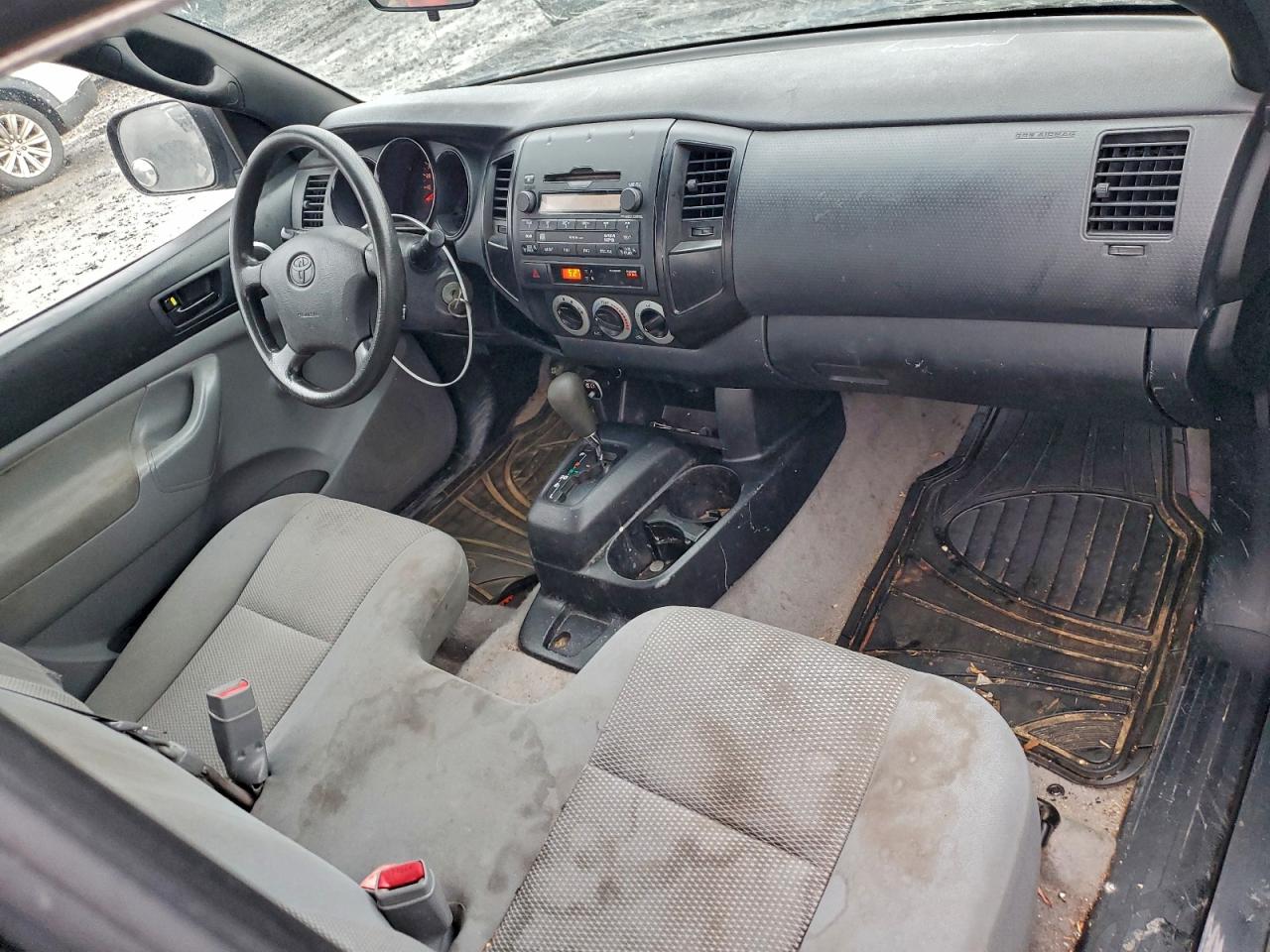 2009 TOYOTA TACOMA photo 8