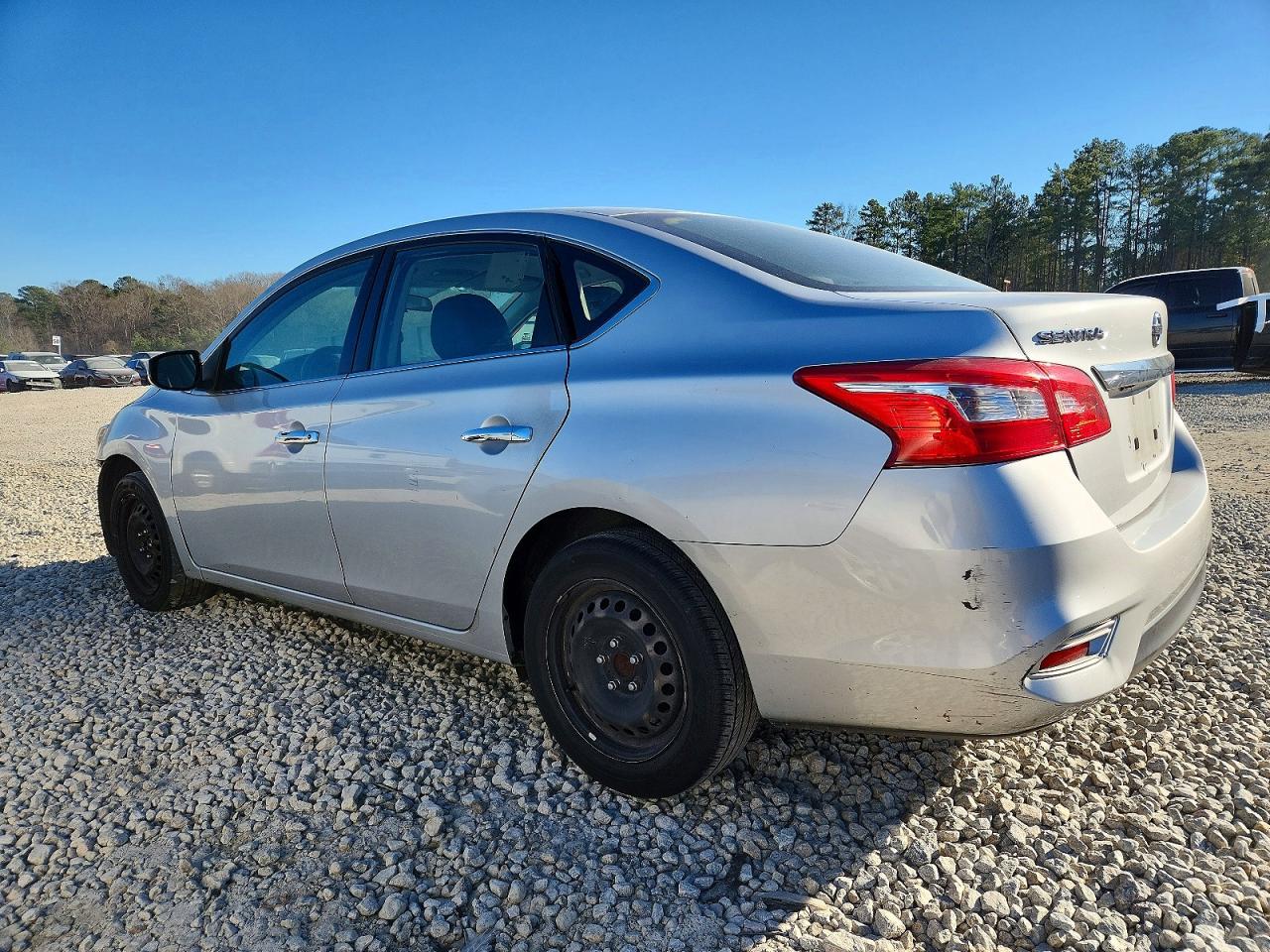 2018 NISSAN SENTRA S photo 2