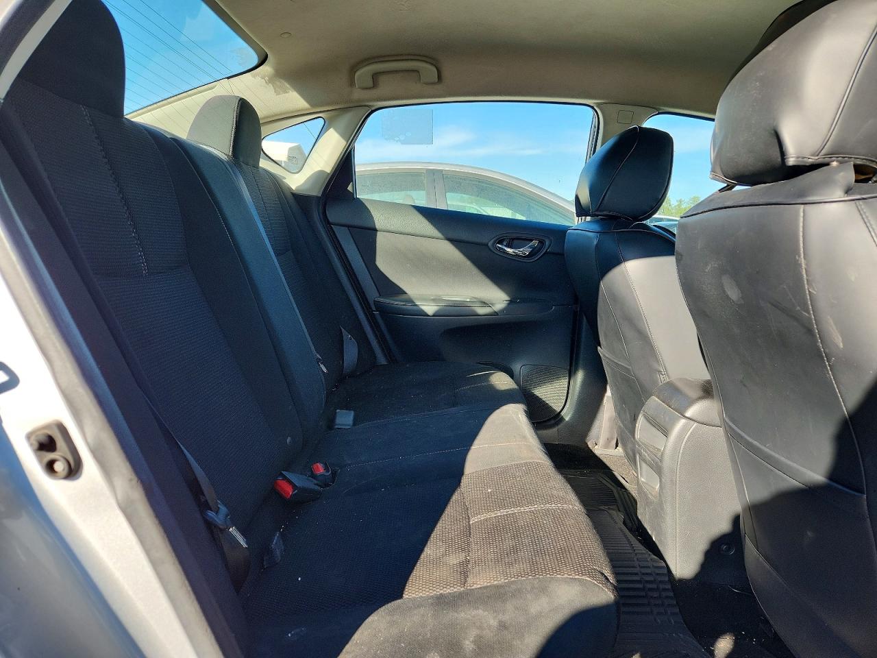 2018 NISSAN SENTRA S photo 10