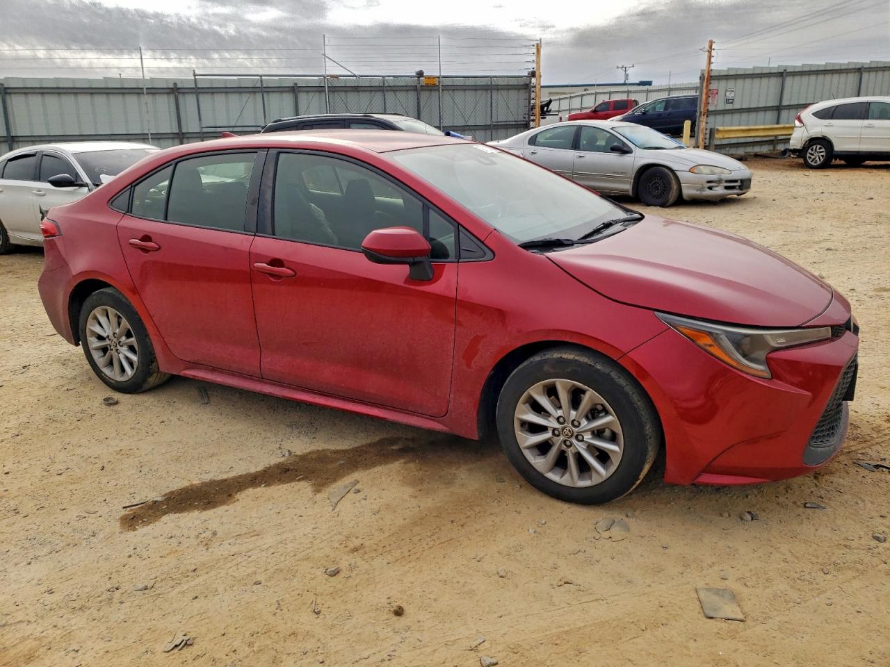 2021 TOYOTA COROLLA LE photo 4