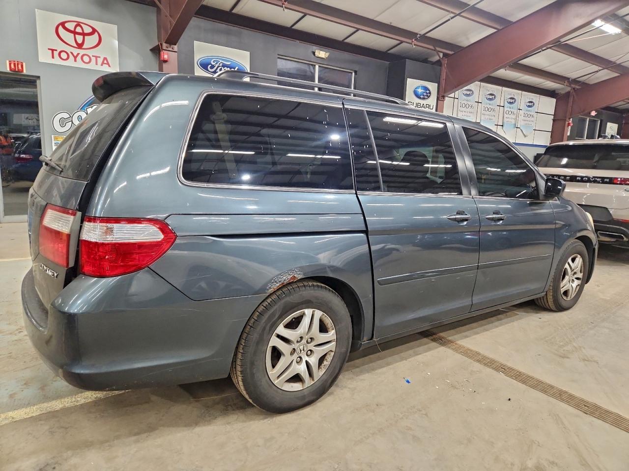 2005 HONDA ODYSSEY EX photo 3