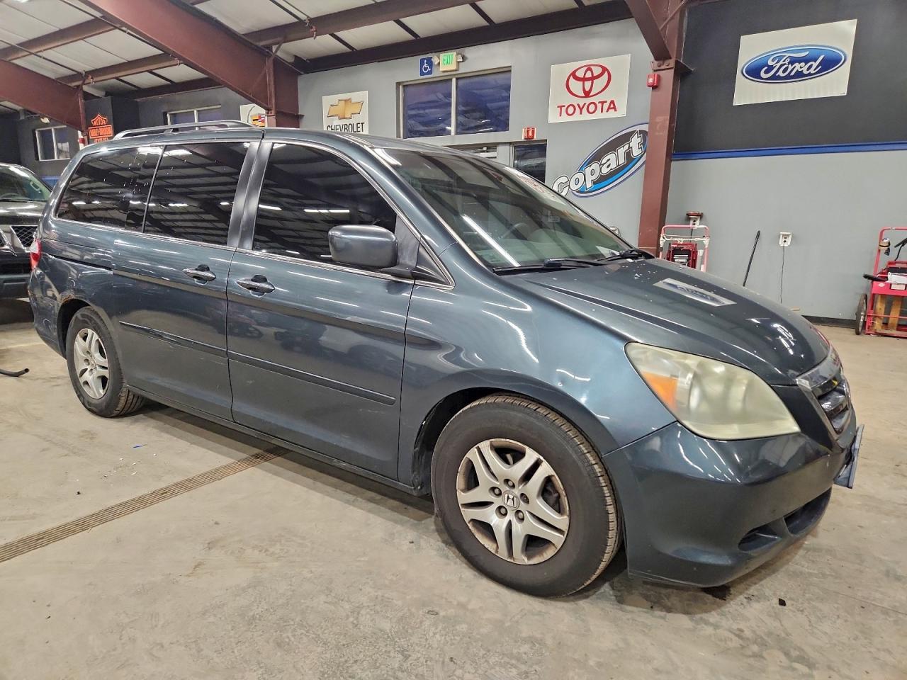 2005 HONDA ODYSSEY EX photo 4